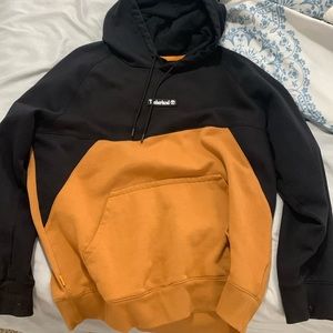 TIMBERLAND HOODIE VERY CUTE 🥰
